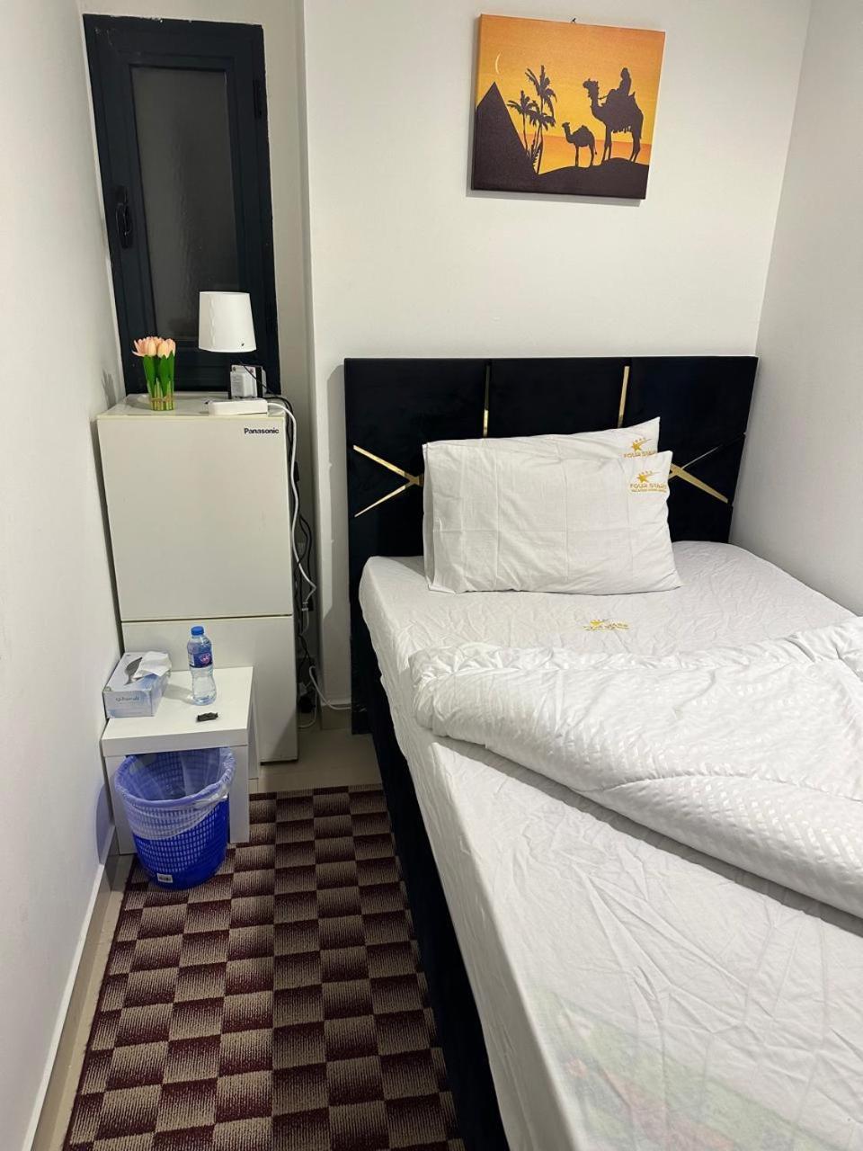 Four Stars Hostel Dubai Luaran gambar