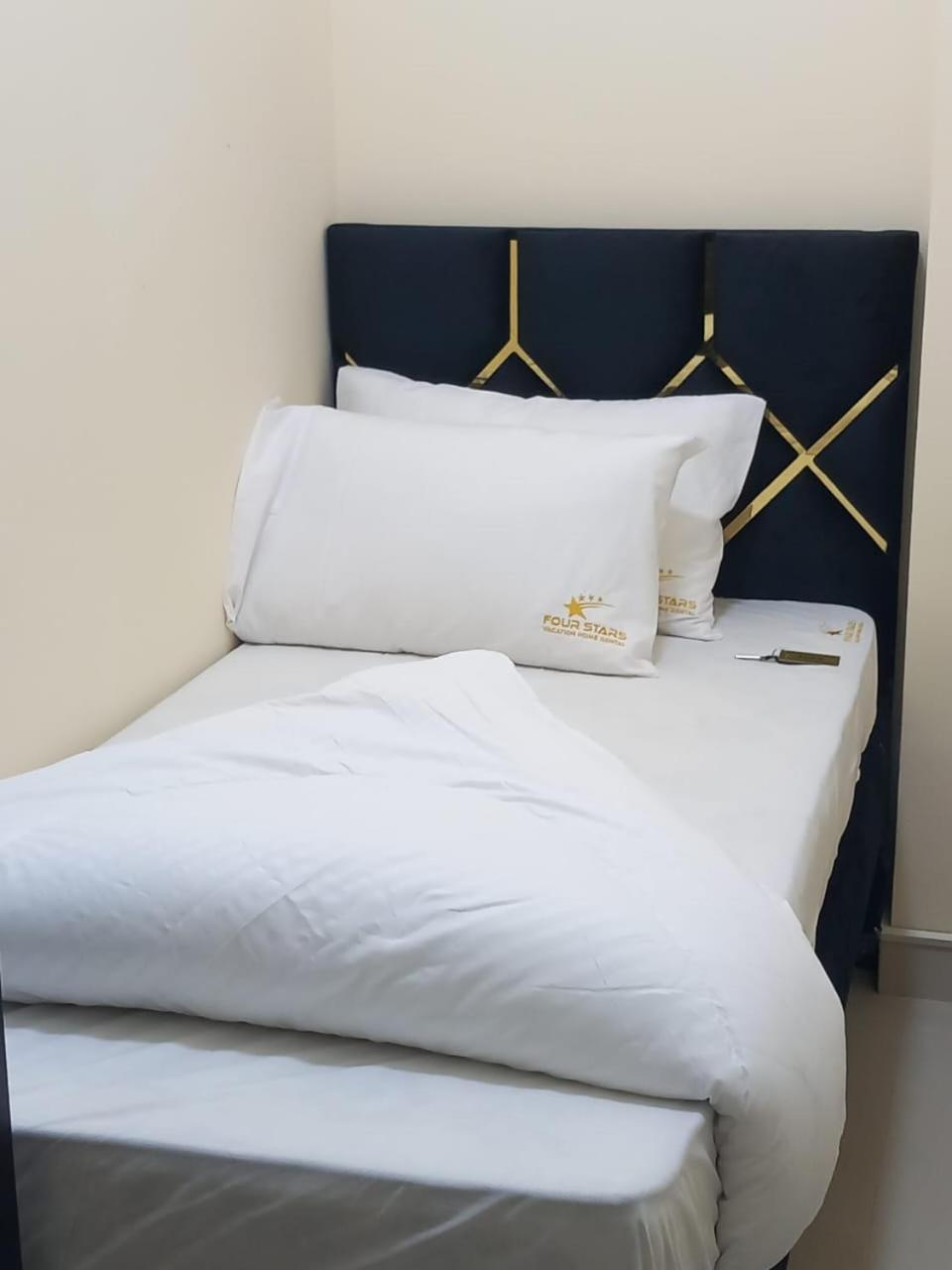 Four Stars Hostel Dubai Luaran gambar